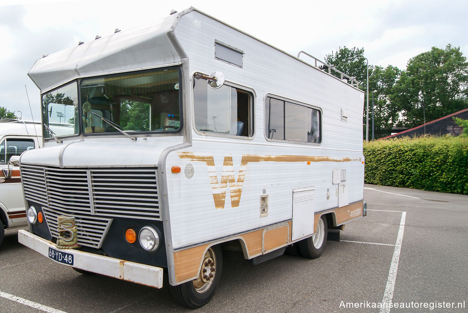 Dodge Winnebago Brave uit 1973